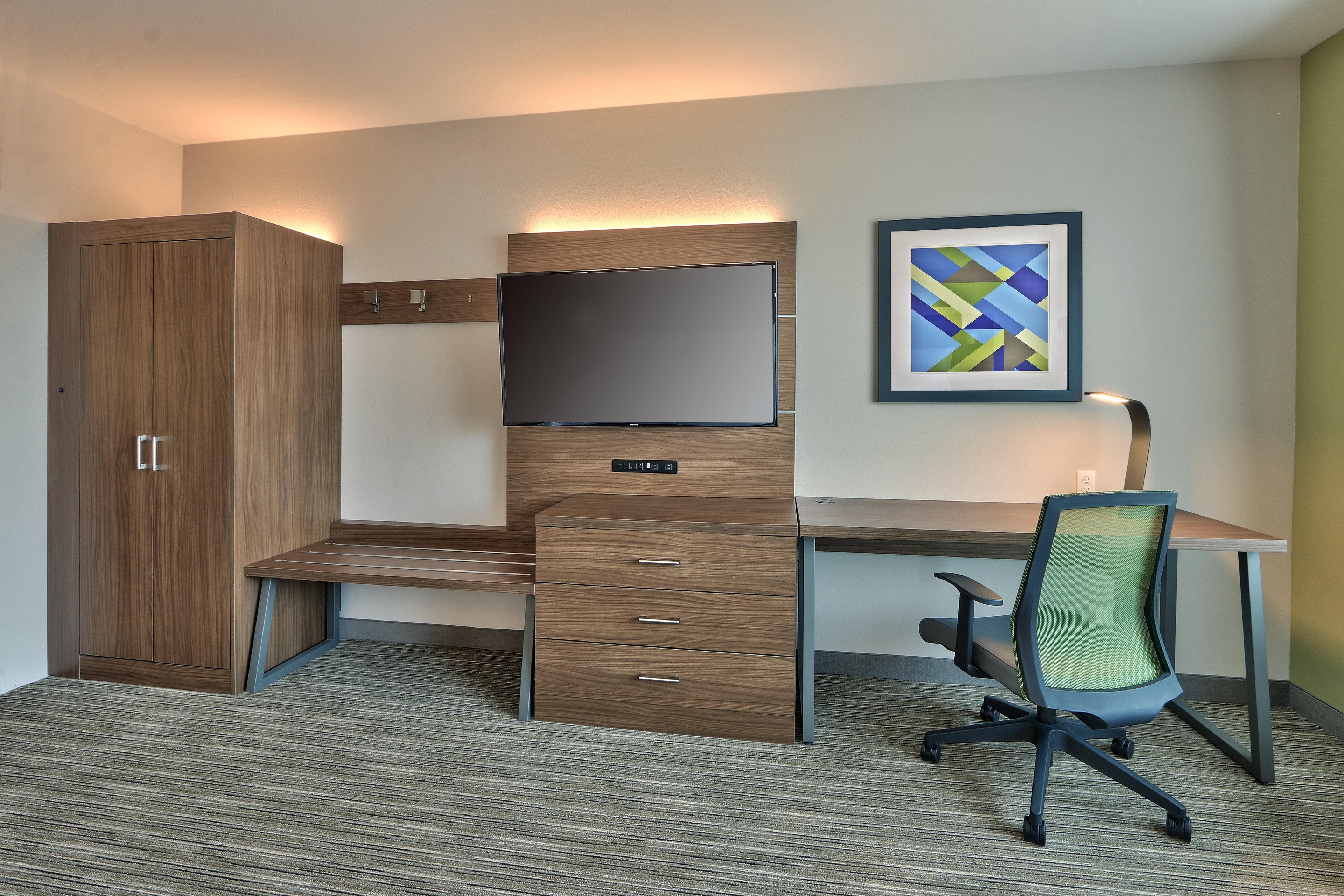 Holiday Inn Express & Suites - Albuquerque East By Ihg Exterior photo